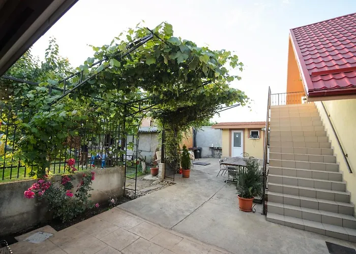 Vendégház Casa Dinii 3*