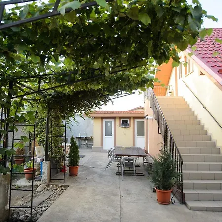 Casa Dinii Pensiune 3*