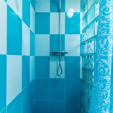 Casa Dinii 3* Constanţa